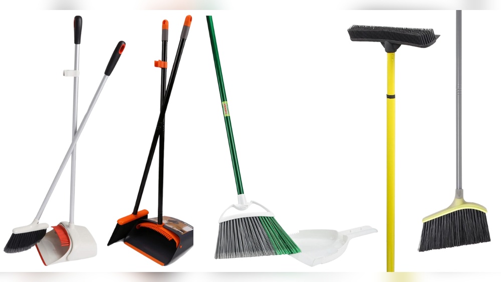 Best Broom to Sweep Dog Hair