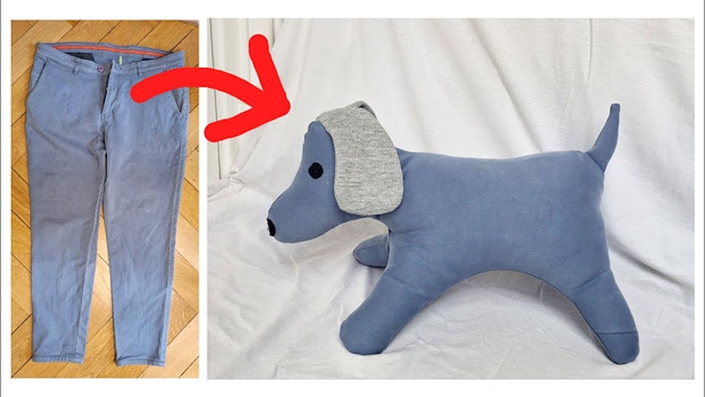 How to Make a Dog Toy Out of a Shirt