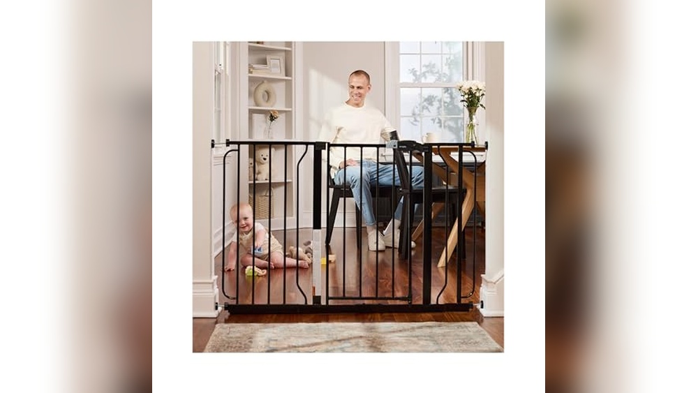 Regalo Pet Products Easy Step Extra Wide Dog Gate